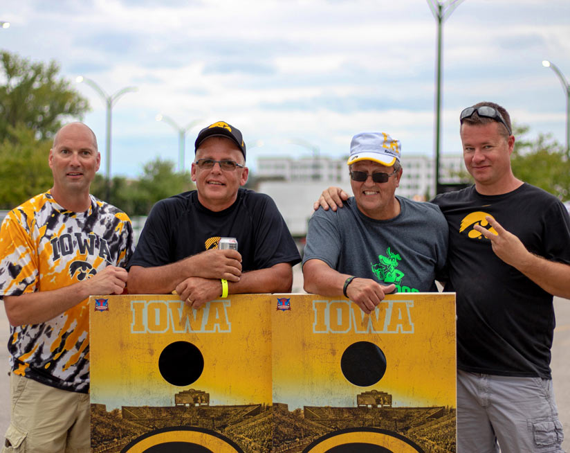 fryfest-coralville-iowa-events-bag-toss-2